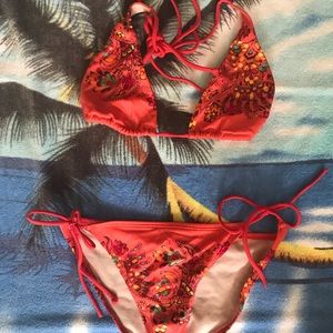 Victoria’s Secret String Bikini